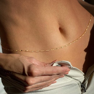Navel chains top