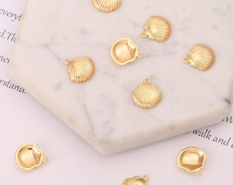 13x12mm Gold Sea Shell Charm, 18k Shiny Gold Seashell Pendant, 6Pcs Dianty Mini Shell Charms, Shell Necklace, Beach Scallop Jewelry,AWW-P857