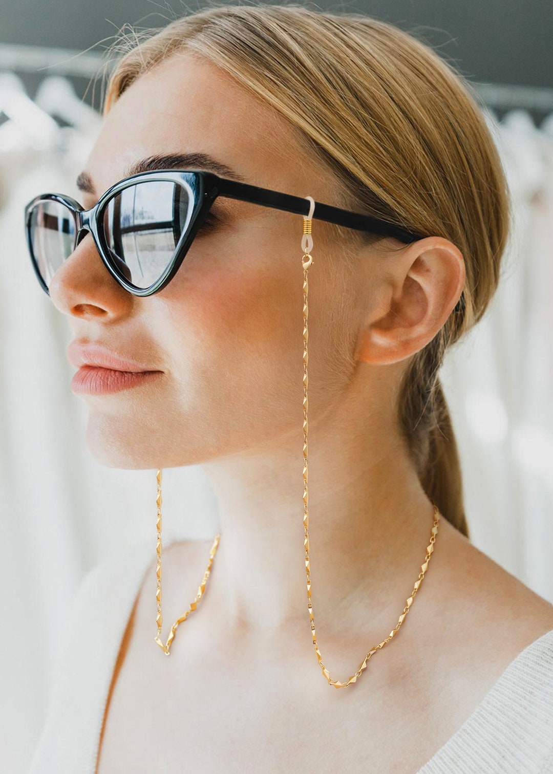 Gold Tone Glases Chain. Eyeglass Holder. Geometric Rhomb Shape 