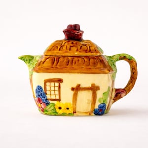 Théière en céramique style cottage, Wade Heath, Angleterre – Théière Staffordshire House du milieu du XXe siècle