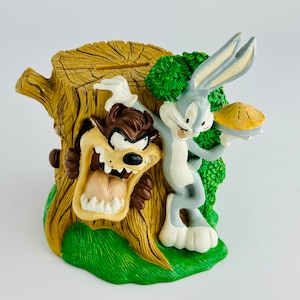Vintage Bugs Bunny & Tasmanian Devil Money Box - Collectible Figi Graphics 1994 - Looney Tunes Fans!