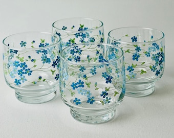 Arcopal France Veronica Glasses Set of 4 | Vintage Forget Me Not Floral Tumblers | French Myosotis Retro Milk Glass Cups
