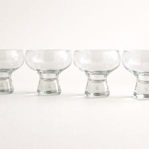 Vintage Kosta Boda Bubble Glass Coupes – Göran Wärff schwedisches mundgeblasenes Glas aus den 1970er Jahren