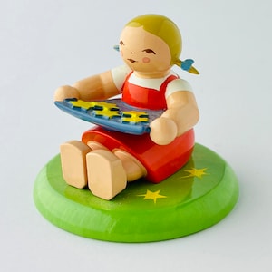 Wendt & Kühn Erzgebirge Girl with Star Thalers – German Fairy Tale Figurine – Grimm Brothers Collectible – Red Dress Star Child