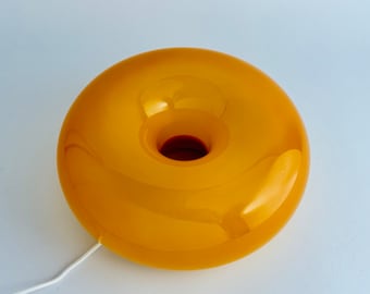 Lampe de table/applique Ikea VARMBLIXT - Lampe Donut en édition limitée par Sabine Marcelis