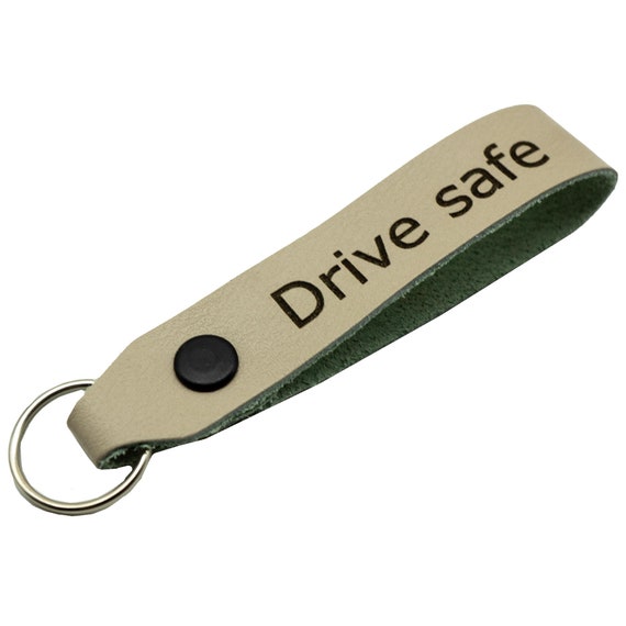 Drive Safe Schlüsselanhänger aus Leder farbig Genschenk Auto, 5,70 €