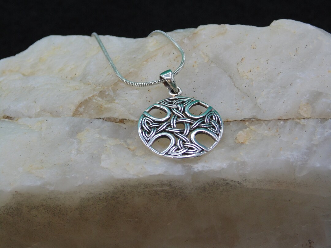 925 Sterling Silver Celtic Knot Cross Pendant Necklace - Etsy