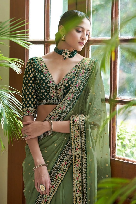 Belt Saree Soft Silk Green Lace border saree With Blouse