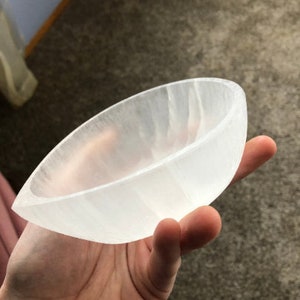 Large selenite bowl, Eye shaped selenite bowl, leaf shaped selenite bowl, 4&quot; selenite bowl