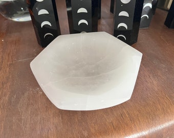 Extra stor sexkantig selenitskål, selenitritualskål, alterskål, rensningsskål, laddningsskål, selenitskål, 6" selenitskål