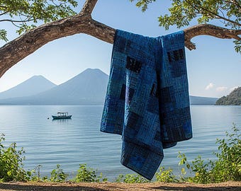 Handmade Queen-size Vivid Blue Guatemalan Patchwork Quilt Set