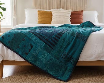 Emerald Guatemalan Huipile Throw: Embroidered Cotton Blanket