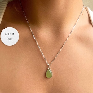 Noble Aventurine Necklace Silver • Minimalist gemstone necklace with green healing stone pendant • Shimmering crystal drop