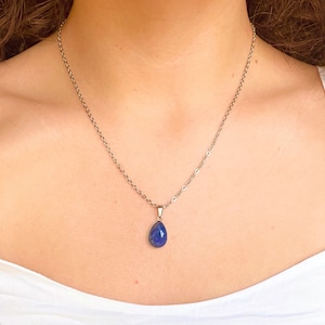 Real lapis lazuli necklace silver • Gemstone necklace for women minimalist • Lapis lazuli pendant faceted • Healing stone drops blue