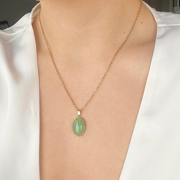 Aventurine necklace • gemstone necklace • green healing stone pendant • gold & silver • minimalist necklace