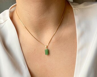 Noble aventurine necklace • Real gemstone necklace with aventurine natural stone • Green healing stone pendant minimalist • Silver or gold