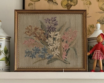 Vintage Framed Floral Needlepoint Embroidery Country House Country Cottage Style Ref NR