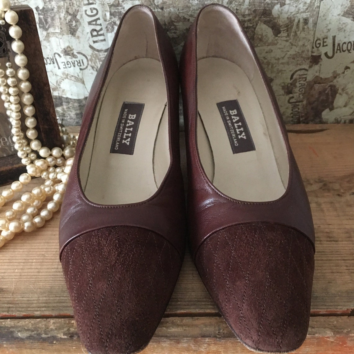 Vintage Bally UK Size 3.5 Brown Leather and Suede Court