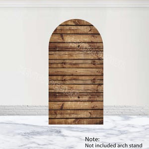 Op de afbeelding: Een houten boogachtergrond met een rustiek ontwerp. De achtergrond heeft een reeks horizontale houten planken in verschillende bruintinten. De tekst "KEYIFA DESIGN" is zichtbaar. De onderkant van de afbeelding bevat de tekst "Note: Not included arch stand."