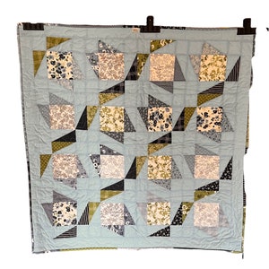 36&quot;x36&quot; Blue Blossoms Handmade Quilt