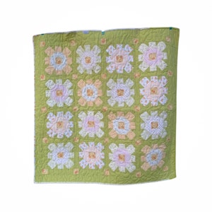 35x35 Green and White Flower Handmade Quilt