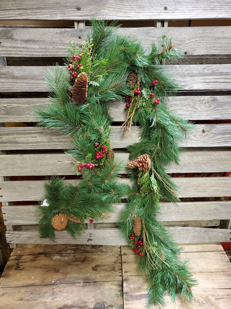 Christmas Mixed Pine Garland with Pine Cones and Berries ...