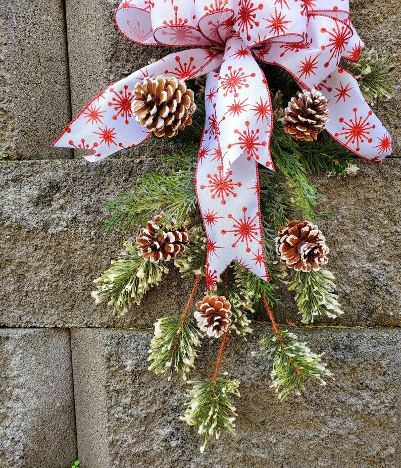 Pine Christmas Teardrop ~ Holiday Floral Decor
