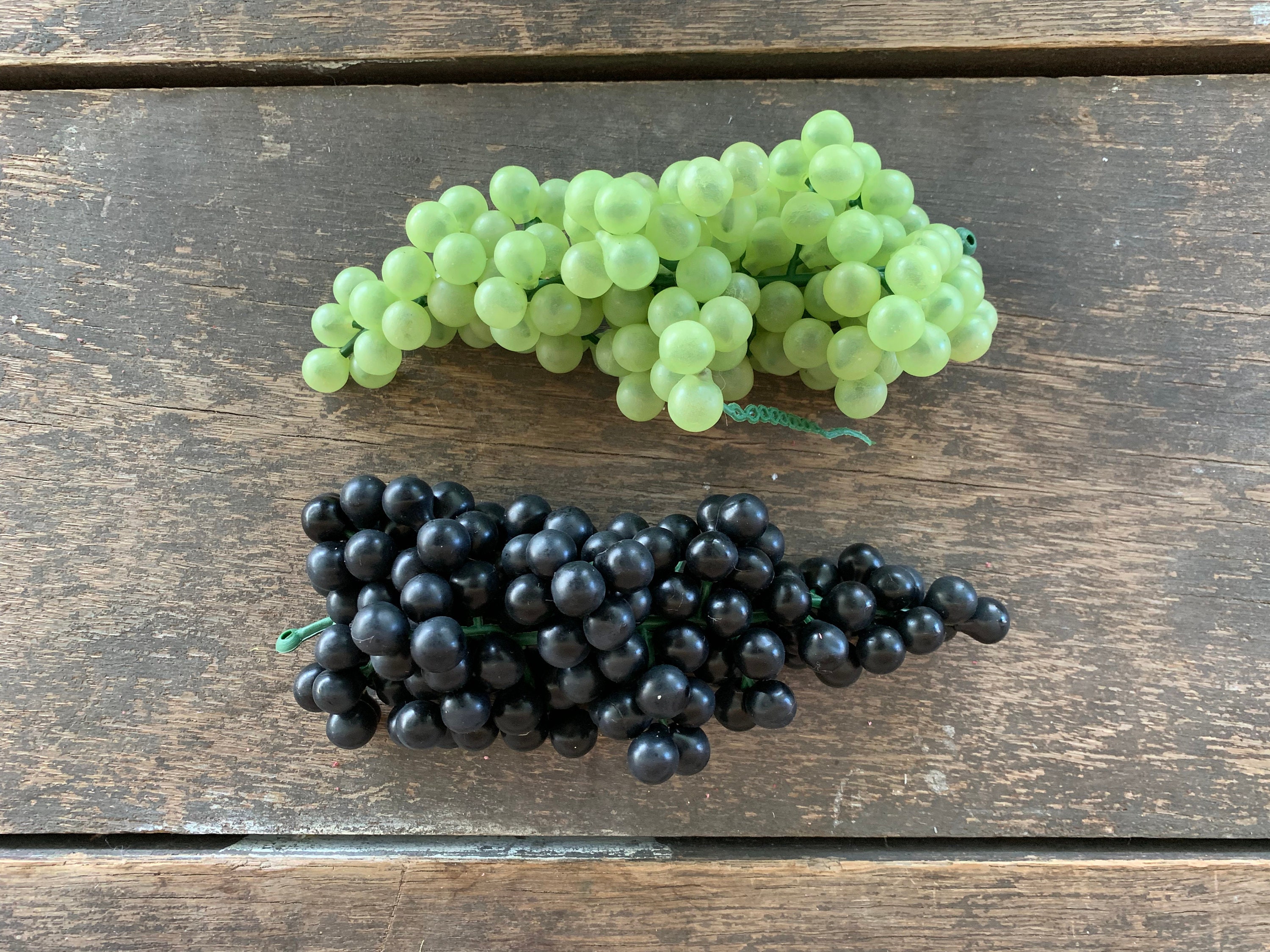 7" Mini Grape Cluster - Green or Black Artificial Plastic Fruit Bunch Fake Kitchen Home Decor