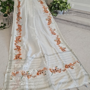 Mangalagiri Pattu Floral Print Saree. Ready to ship from Prosper, Texas by VAVS Womens Stop