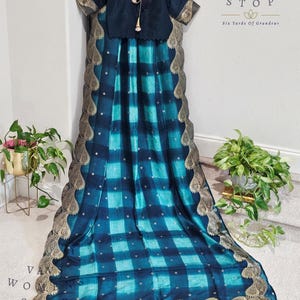 Size 34 Extends to 40. Munga Benarasi Crepesilk Scalloped Border Saree - Blouse.  Ready to ship from Prosper Texas by VAVS Womens Stop