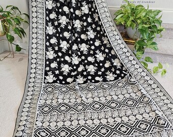 みん様 S 黒い刺繍 サイズ38は44まで。ピュアジョーゼットの機械刺繍チカンカリサリー