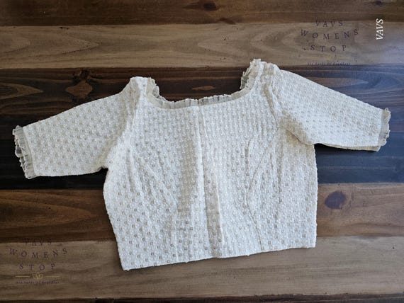 Size 34 Extends to 40. Off-white Pure Georgette Chikankari