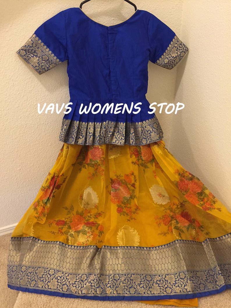 Suitable for Ages Around 5 !!! Little Girls traditional Langa Crop Top Set Stitched !!!