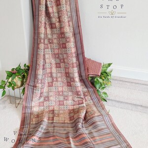 Ajrakh Print Checkered Pattern Semi Tussar Silk Saree. VAVS Women's Stop