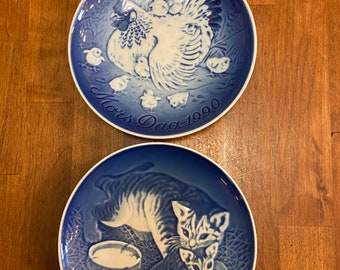 Mother’s day vintage Bing & Grondahl 1971 and 1990 porcelain plates.