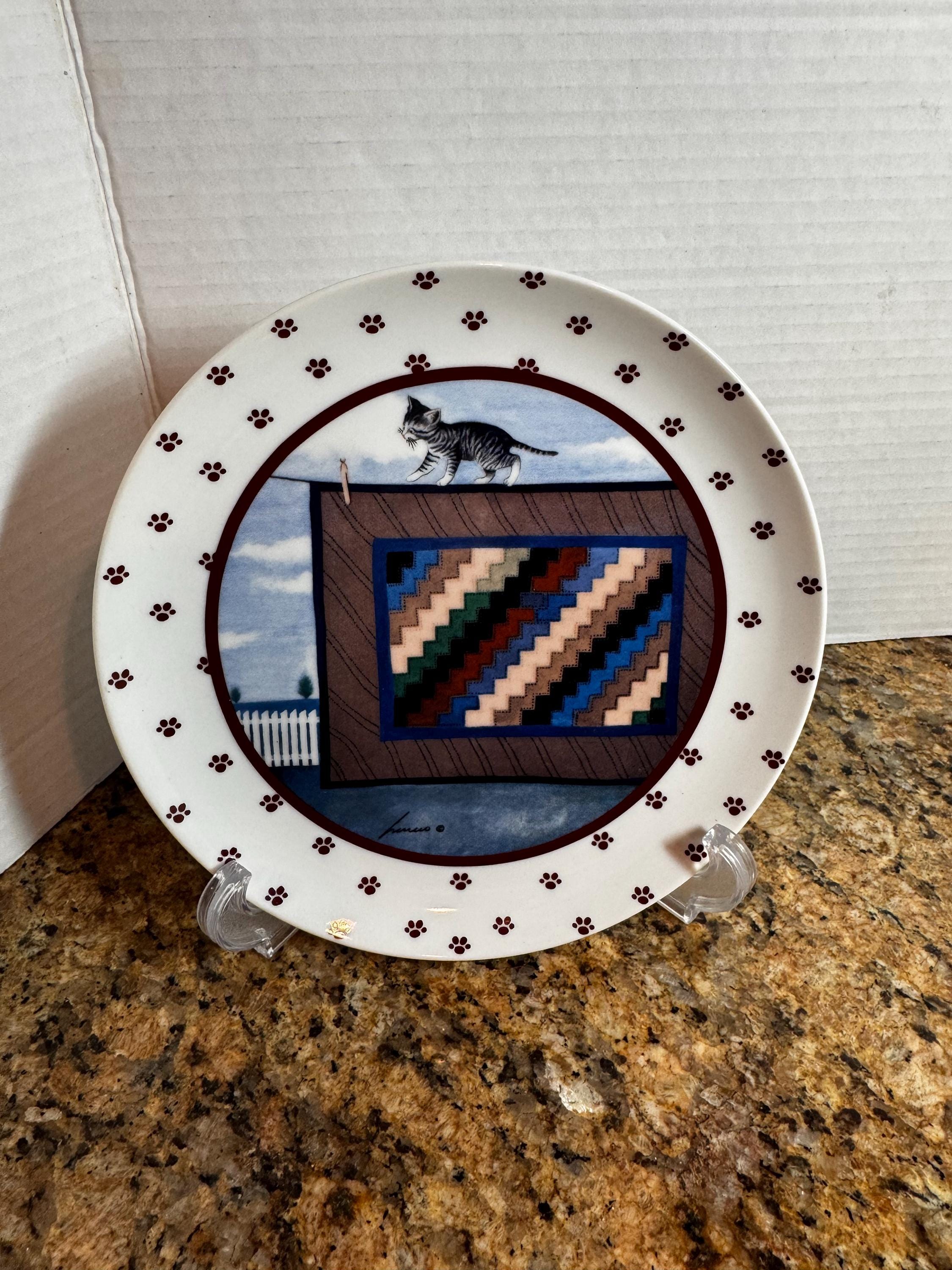 1988 Cat Plate by Lowell Herero Vandor Made in Japan, Kitten on a