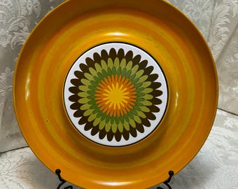 70’s Groovy Cheese and crackers round Melamine with ceramic center, 12” serving platter