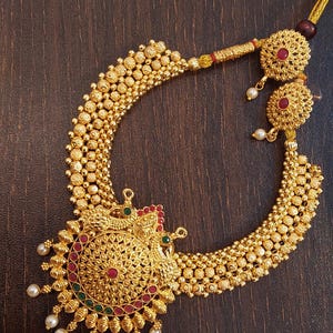 Pretty Pearls Peacock Thushi Necklace – Traditional Jewelry – Gold-Toned Bridal Necklace – Handmade Festive Maharashtrian Jewelry