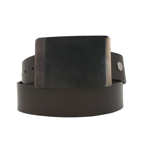 Hidden top belt buckle