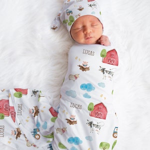 FARM Baby Boy Swaddle Set, Accesorios para bebés de granja, Swaddle personalizado con nombre de bebé, Sombrero de niño bebé