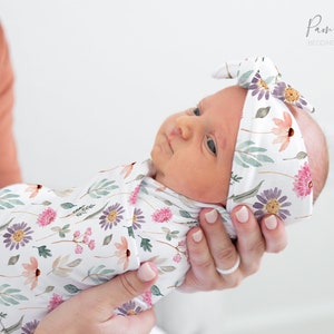 Conjunto de arrullo para bebé niña de PEONIES, Accesorios florales para bebé, Arrullo personalizado con nombre de bebé, Diadema para bebé niña