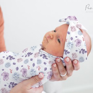 Conjunto de arrullo para bebé niña FLORAL LILA, Accesorios florales para bebé, Arrullo personalizado con nombre de bebé, Diadema para bebé niña