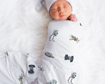 STAR WARS Baby Boy Swaddle Set, Star Wars Baby Accesories, Personalized Baby Name Swaddle, Baby Boy Hat