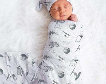 STAR WARS Baby Boy Swaddle Set, Star Wars Baby Shower Gift, Personalized Baby Blanket, Baby Swaddle,  Star wars baby Gift, Newborn gift