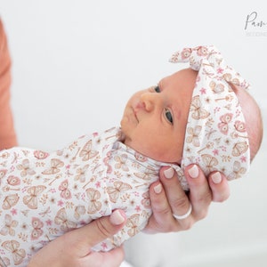 VINTAGE BUTTERFLY Baby Girl Swaddle Set, Accesorios para bebés mariposa, Swaddle personalizado con nombre de bebé, Diadema para niña