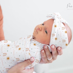 BOHO RAINBOW Baby Girl Swaddle Set, Accesorios Boho para bebés, Swaddle personalizado con nombre de bebé, Diadema para niñas