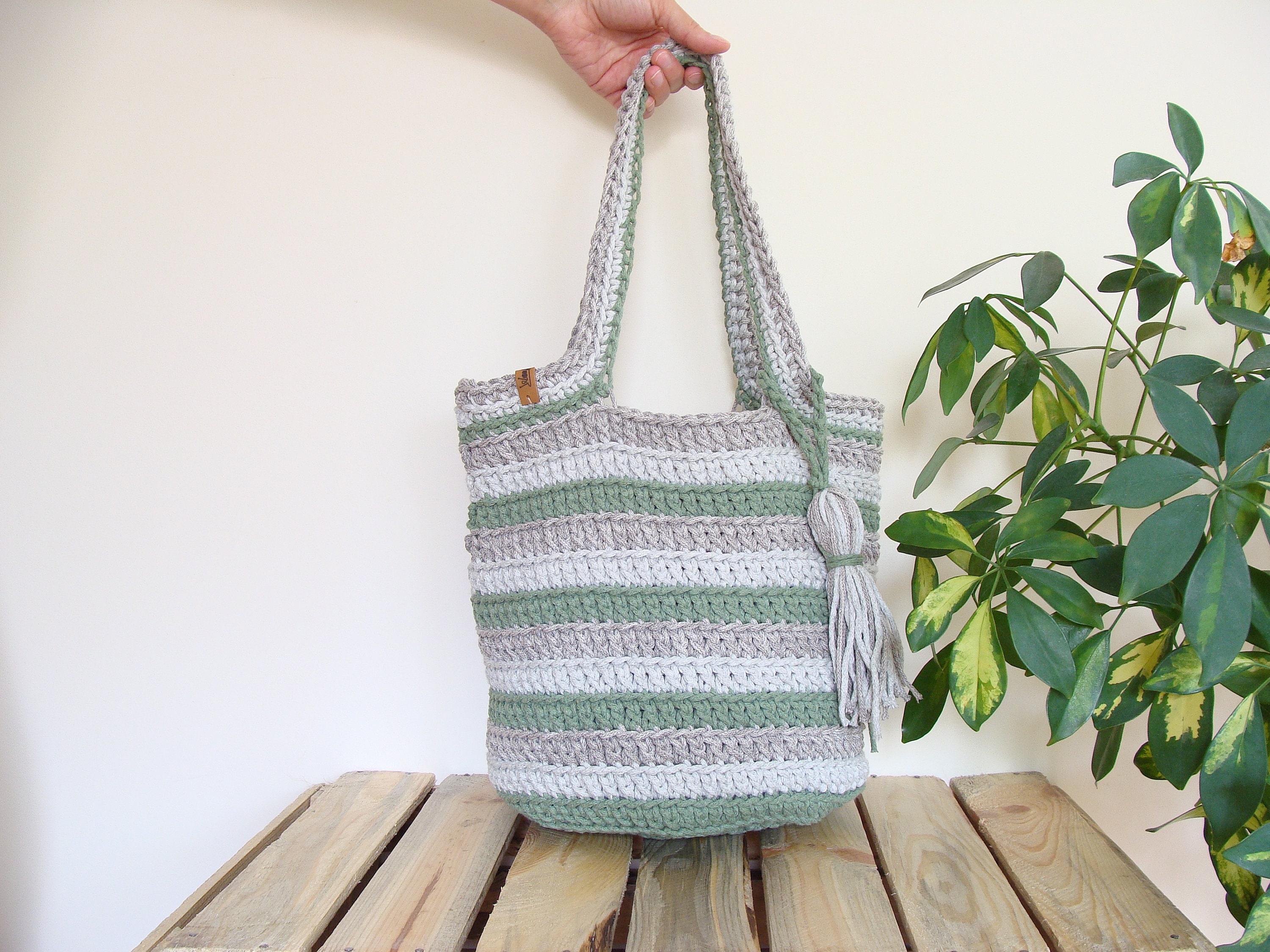 Free Crochet Tote Knit Beach Tote Pattern Striped Candy Bag