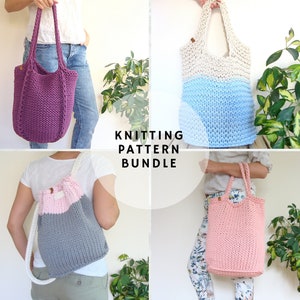 Peut inclure: Ensemble de patrons de tricot pour quatre sacs fourre-tout différents. Les sacs sont présentés en rose, bleu, violet et gris avec des accents blancs. Les sacs sont faits avec un motif de point simple et sont parfaits pour transporter les essentiels du quotidien.
