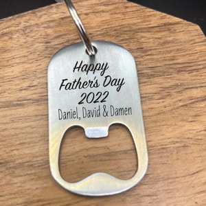 Father&#39;s Day Bottle Opener- Custom Keychain For Him Stainless Steel Bottle Opener Personalized Laser Engraved Keyring Gift Happy Fathers Day