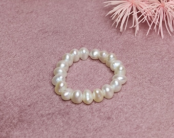 Round of Pearls Ring